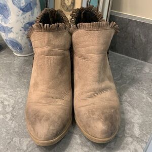 BUENO Cappucino Brown Ankle Boots